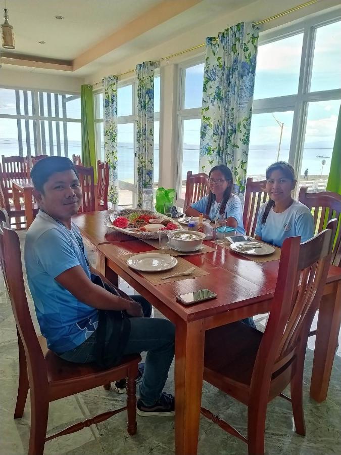 Elnora Delmar Travellers Inn Siquijor Buitenkant foto